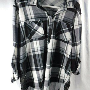 French Laundry Ladies XL Black & White Plaid